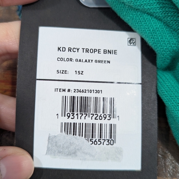 NWT Burton Kids Recycled Trope Beanie Pom Pom Galaxy Green, One Size, RN 87380 - Picture 3 of 7